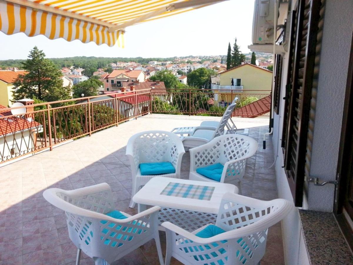Apartments Kamelija Malinska Extérieur photo
