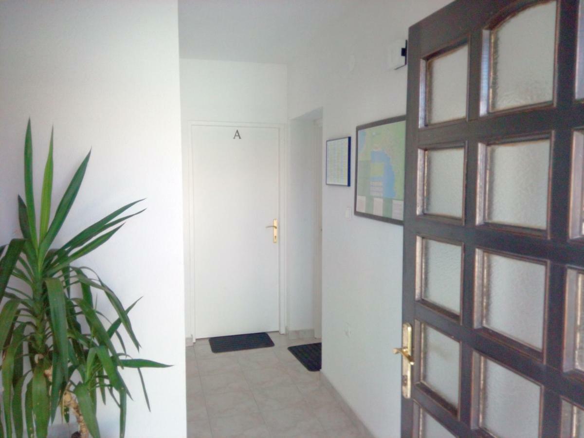 Apartments Kamelija Malinska Extérieur photo