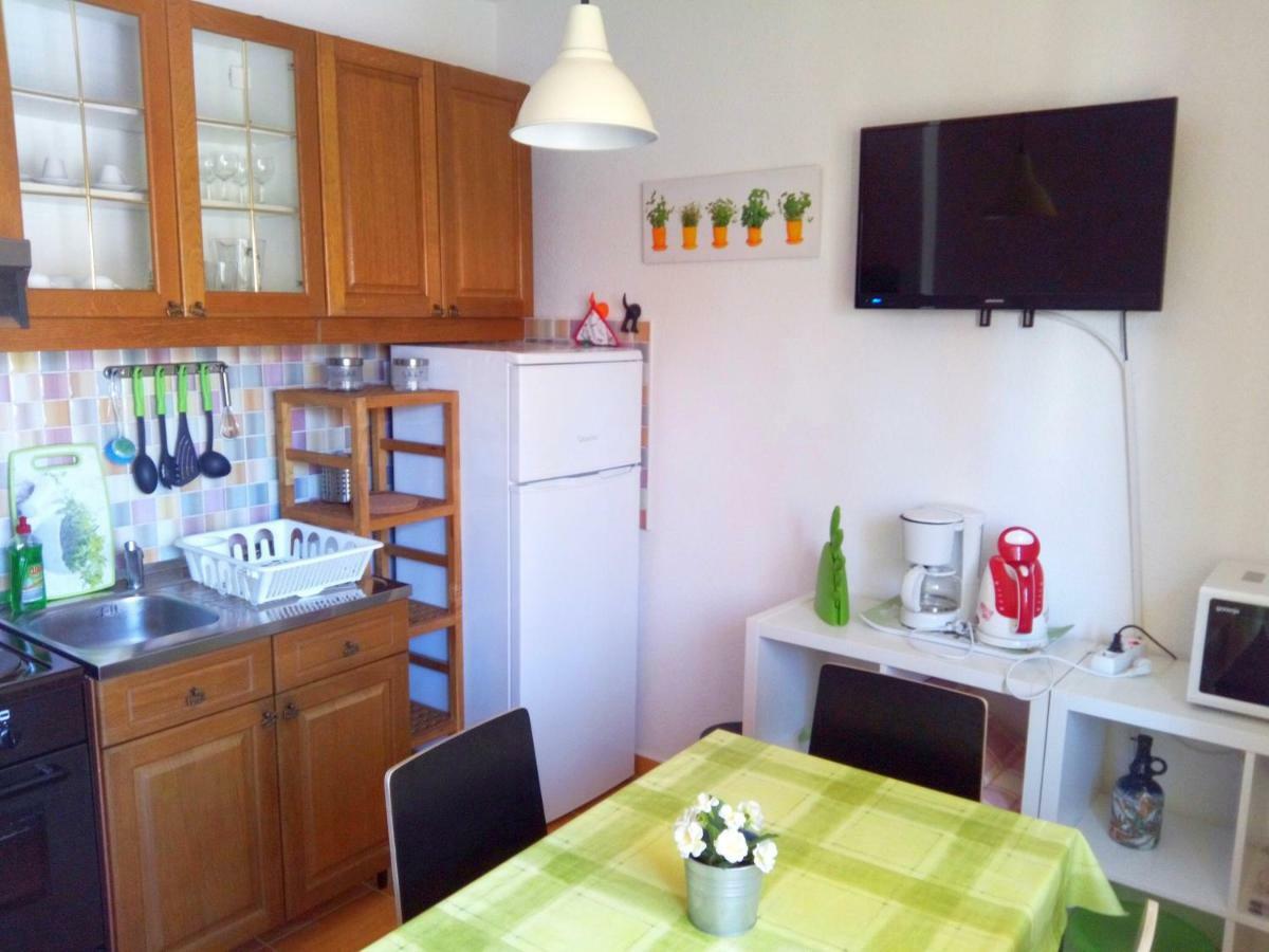 Apartments Kamelija Malinska Extérieur photo